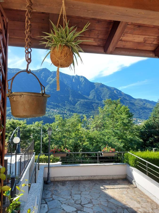 Casa Vacanza Il Glicine Casale Corte Cerro Exterior foto